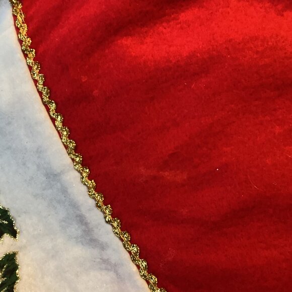 Christmas Tree Skirt White Red Tree Base Cover Holly Leaves - Picture 5 of 5